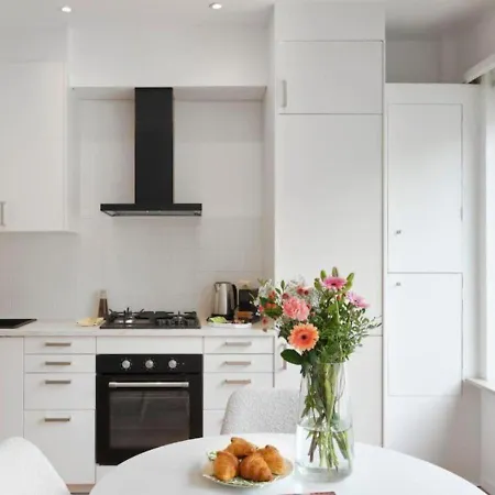 아파트 Top Location - City Center 1Br With Stylish Decor 안트베르펜