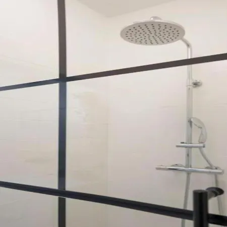 아파트 Top Location - City Center 1Br With Stylish Decor
